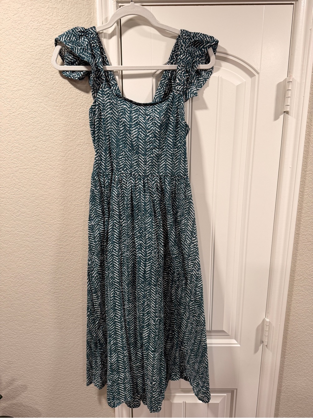 Banana Republic Teal Patterned Flutter-Sleeve Midi Dress